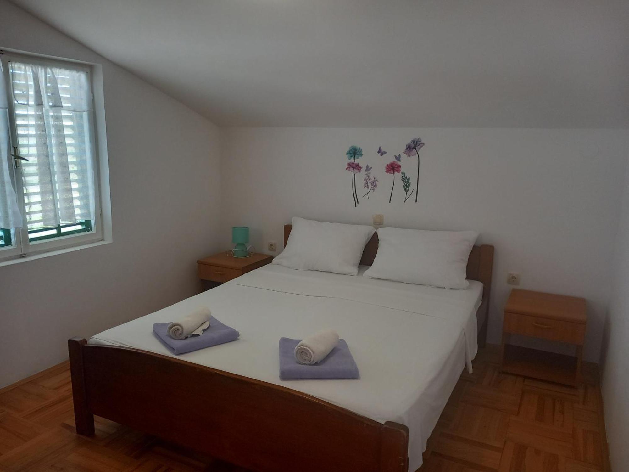 Apartments Mira ロパール エクステリア 写真