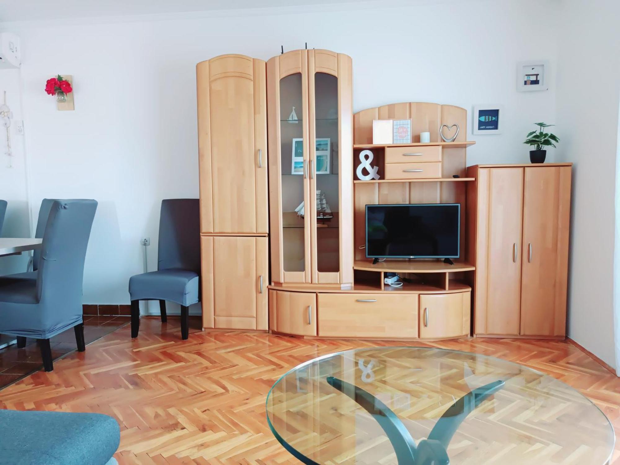 Apartments Mira ロパール エクステリア 写真